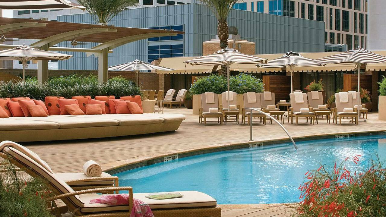 Four Seasons Hotel Houston Esterno foto